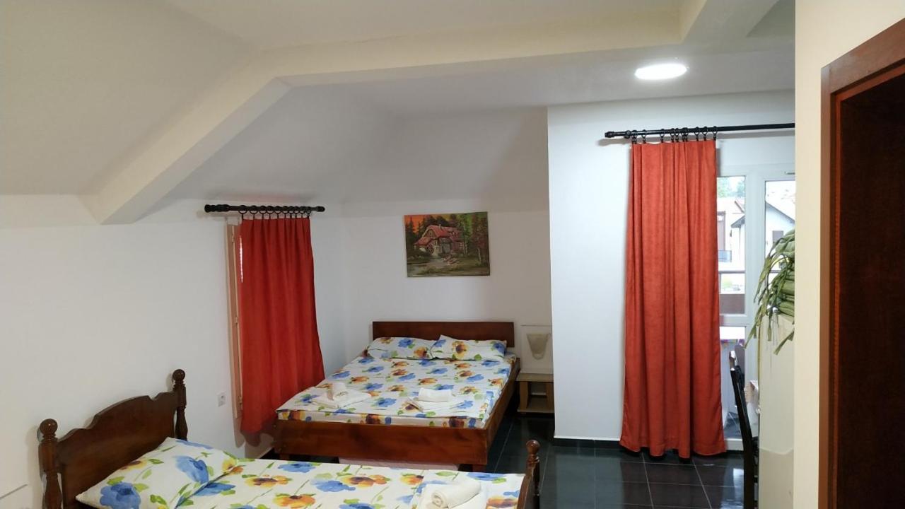 Srebrna Nit Apartment Veliko Gradište Екстериор снимка